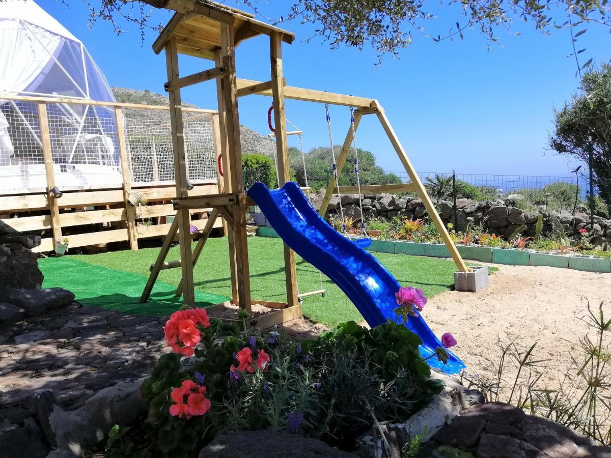 B&B Glamping Semaforo Capo Sperone SantʼAntìoco Buitenkant foto