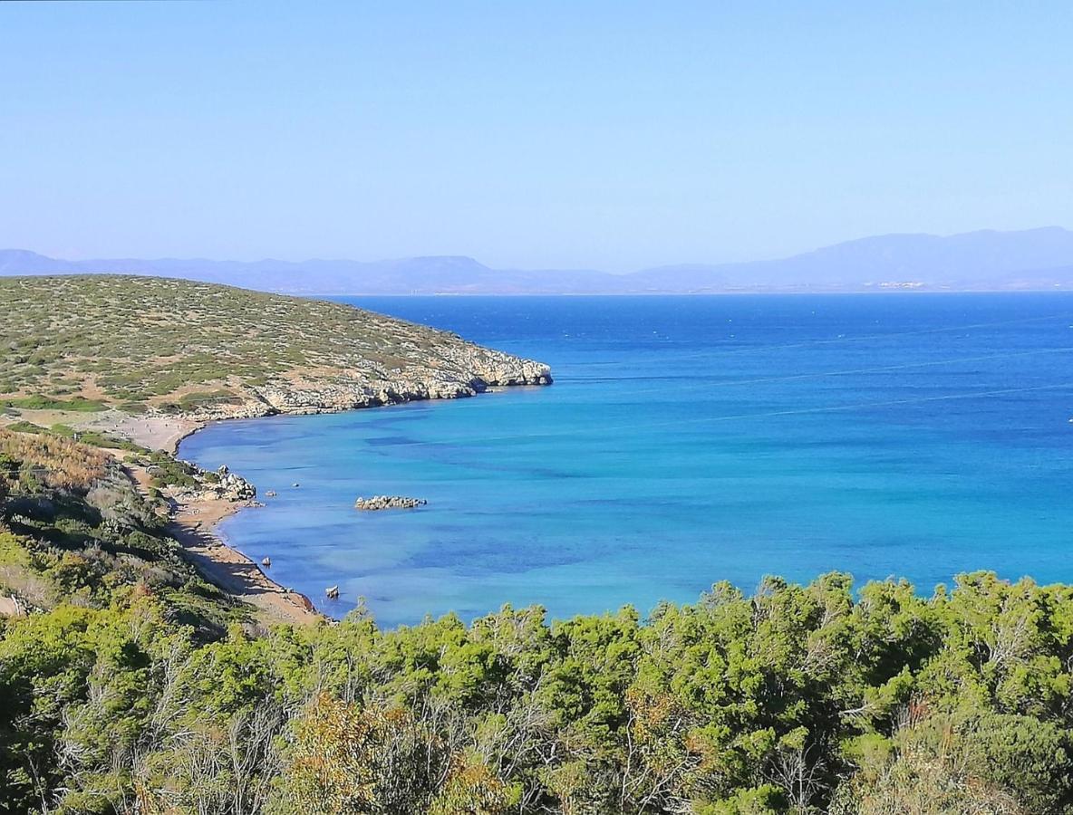 B&B Glamping Semaforo Capo Sperone SantʼAntìoco Buitenkant foto