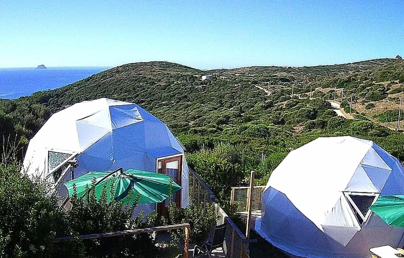 B&B Glamping Semaforo Capo Sperone SantʼAntìoco Buitenkant foto
